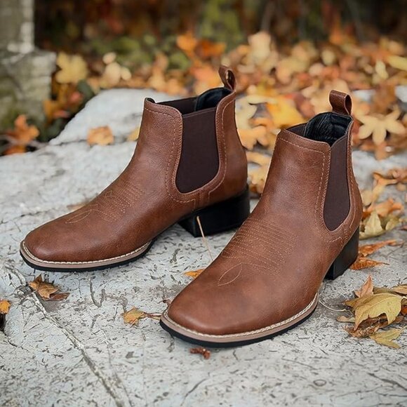 Brown Leather Chelsea Boots for Men main image 5